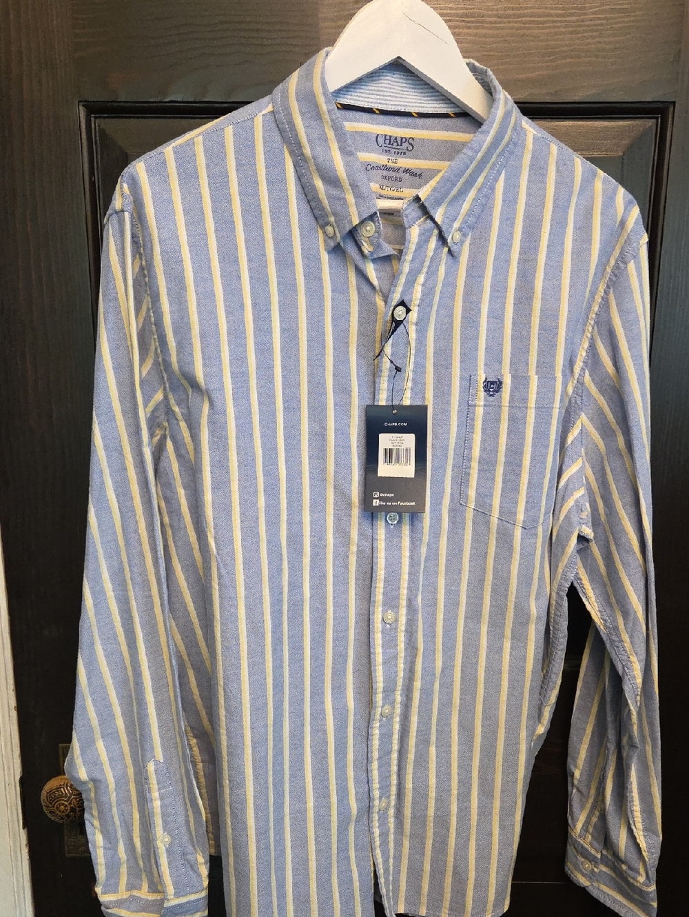 Chaps Men’s Light Blue & White Vertical Stripe Button-Down Shirt